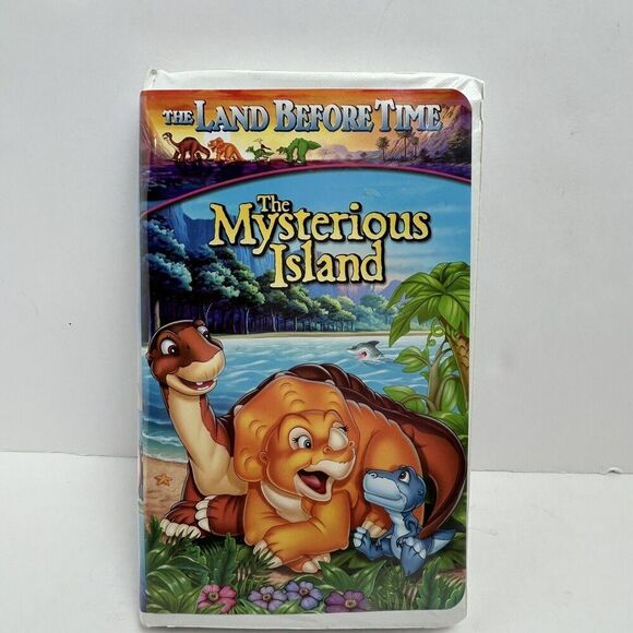 The Land Before Time V: The Mysterious Island (VHS, 1997, Clamshell) - Picture 1 of 5